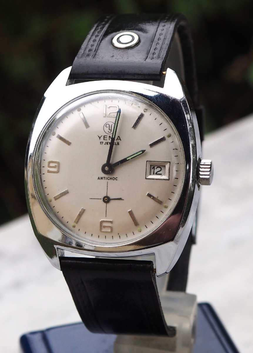 Montre bracelet homme YEMA vintage mécanique 17 jewels – IFS26YEM001
