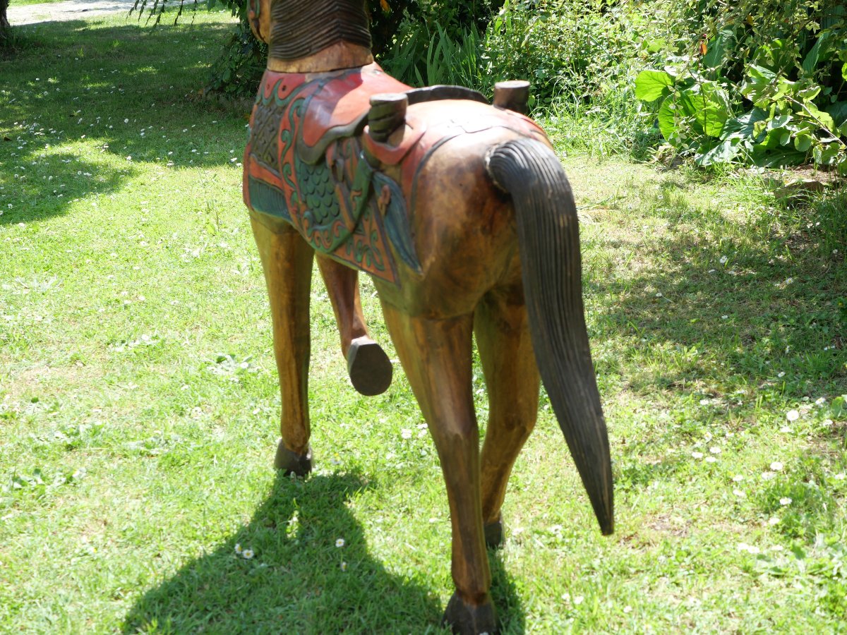 Grand cheval cérémoniel en bois sculpté et polychrome – Inde, probablement Rajasthan  Spectacul-photo-2