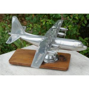 Avion de GRANDE envergure 54 cm en aluminium quadrimoteur hélices gros modèle d'avion Lockheed 