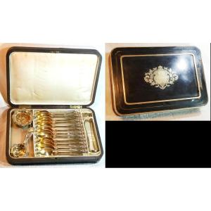 Ecrin, Coffret Napoléon III service à thé ou café en argent vermeil Minerve COL25CUI001