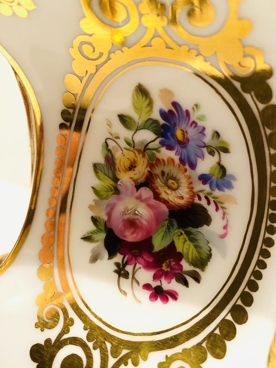 Pendule en porcelaine de Paris vers 1830 dans le goût de Jacob Petit-photo-4