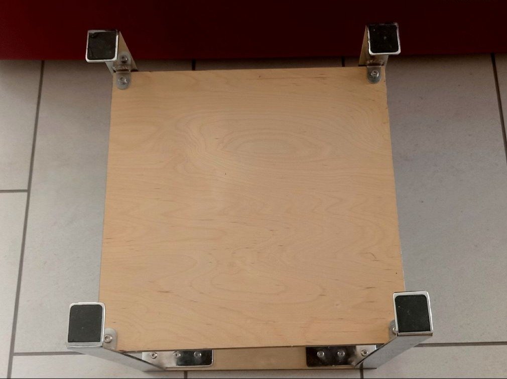 Table basse ou bout de canapé en bois de Zebrano et chrome années 70-photo-3