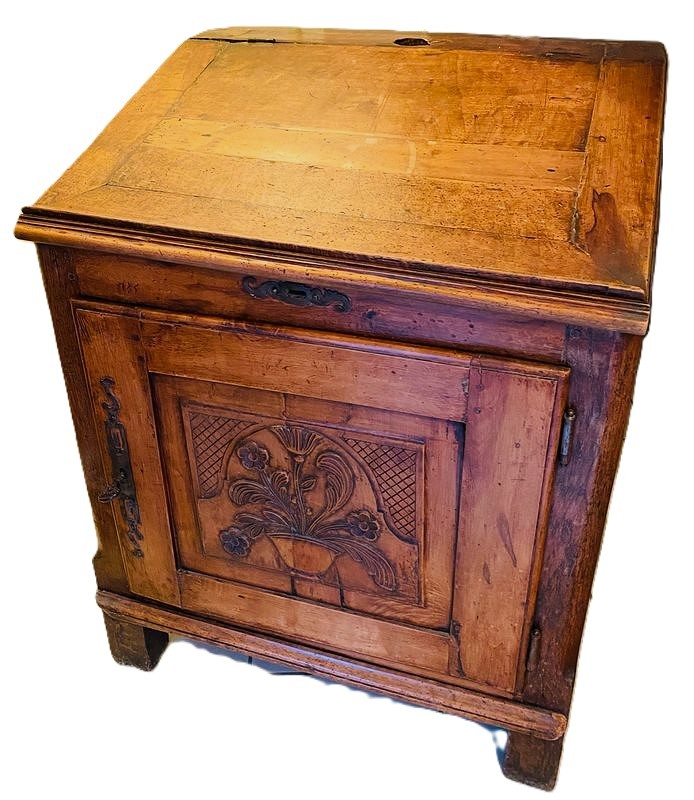 Scriban Or Money Changer's Cabinet, 18th Century