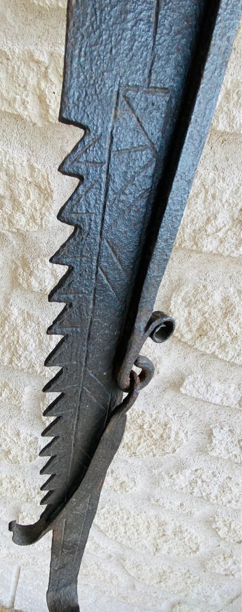 Crémaillère de cheminée en fer forgé d'époque 17ème siècle - Croix de Lorraine-photo-4