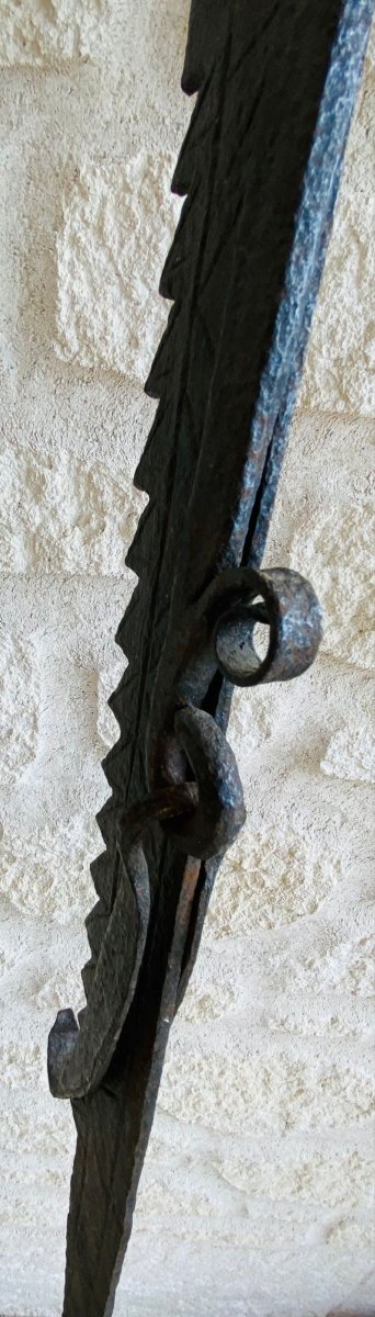 Crémaillère de cheminée en fer forgé d'époque 17ème siècle - Croix de Lorraine-photo-3