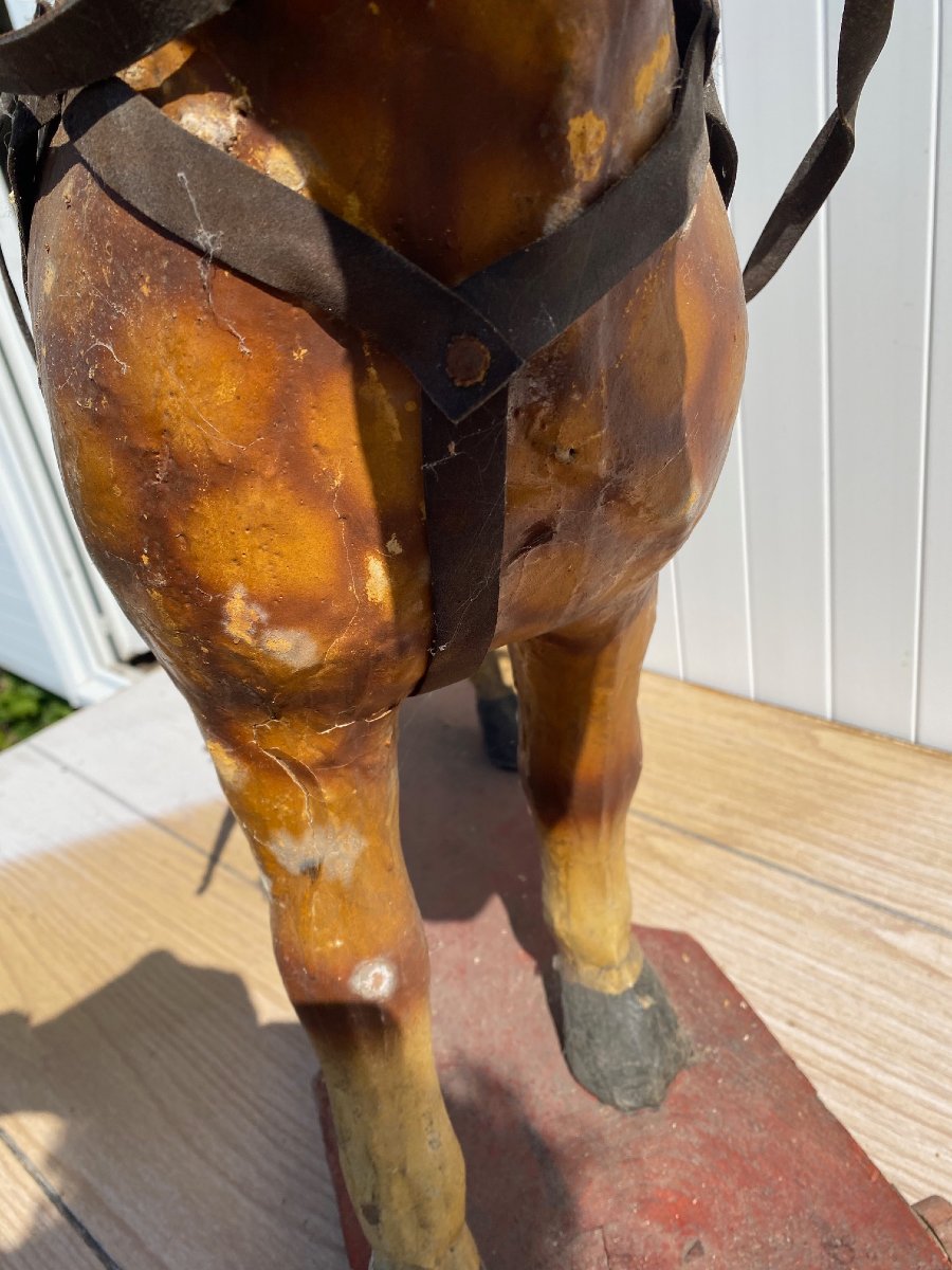 Cheval à roulettes d'époque 1900 en papier mâché et polychromie-photo-2
