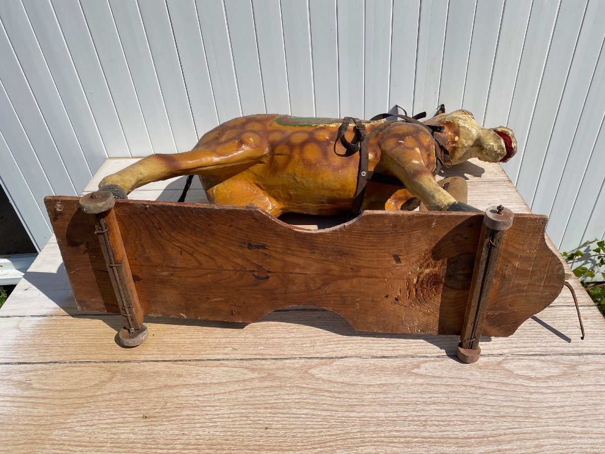 Cheval à roulettes d'époque 1900 en papier mâché et polychromie-photo-6