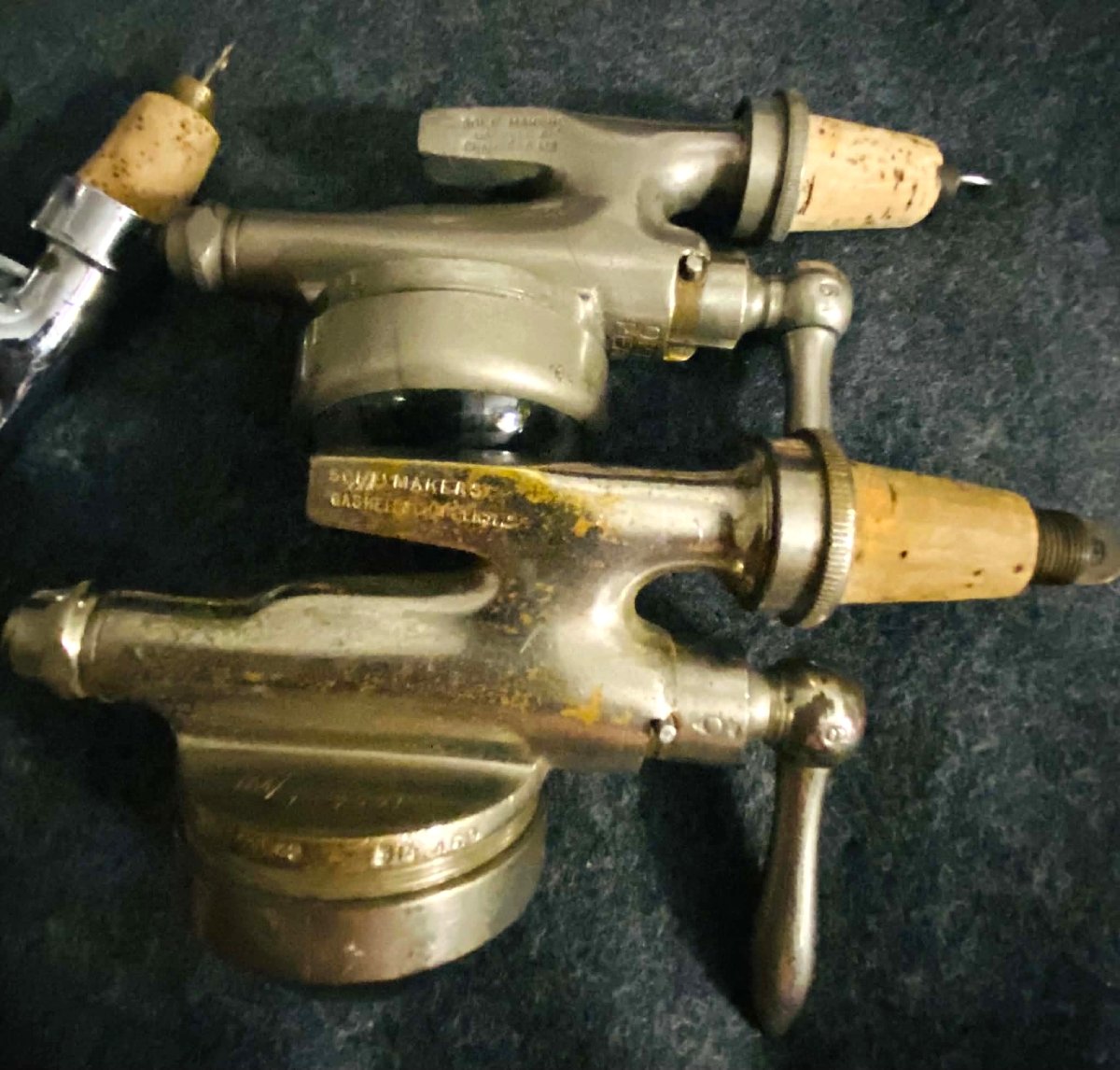 Set Of 3 Vintage Whiskey Or Gin Pourers From An English Pub, Circa The 1920s–1930s-photo-3
