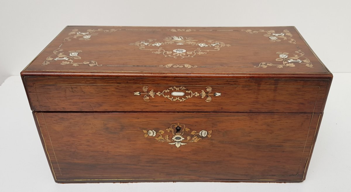 Boulle Technical Tea Box And Three Porcelain Bottles Accompanied By Gallant Scenes-photo-2