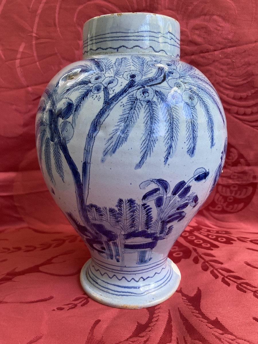 Vase Nevers à décor d’inspiration chinoise-photo-4