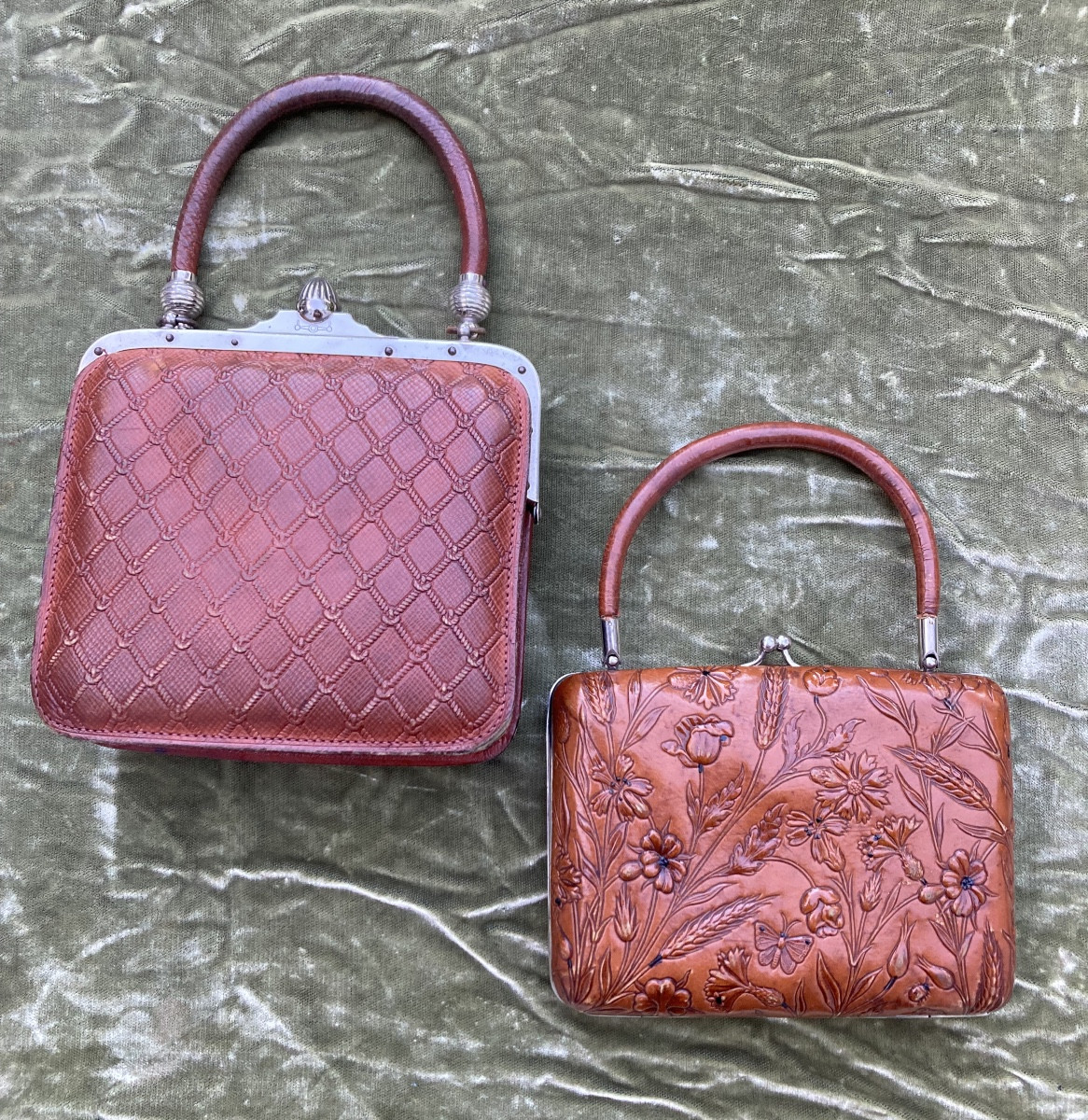 Paire de trompe l’œil en cuir-photo-2