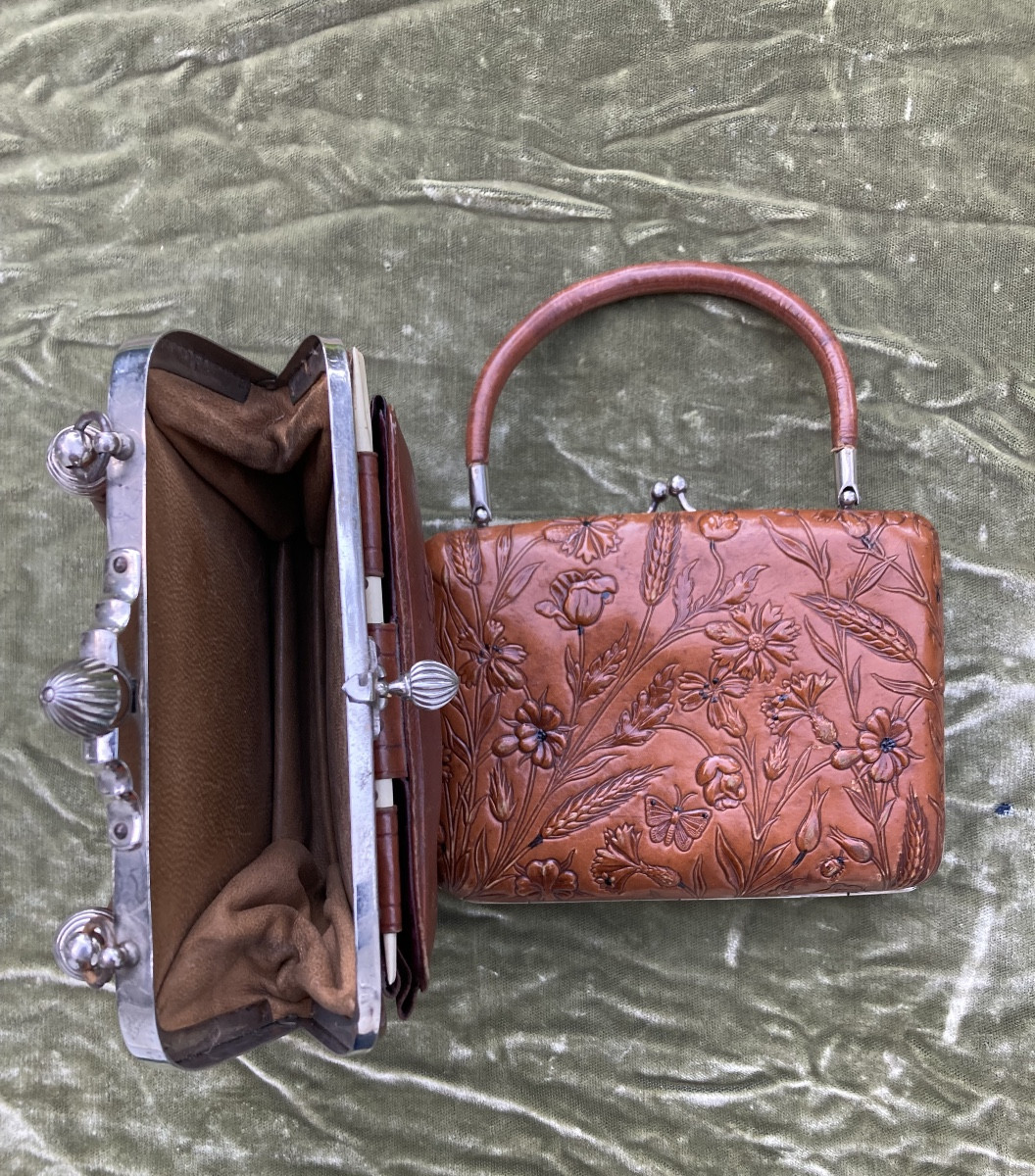 Paire de trompe l’œil en cuir-photo-1