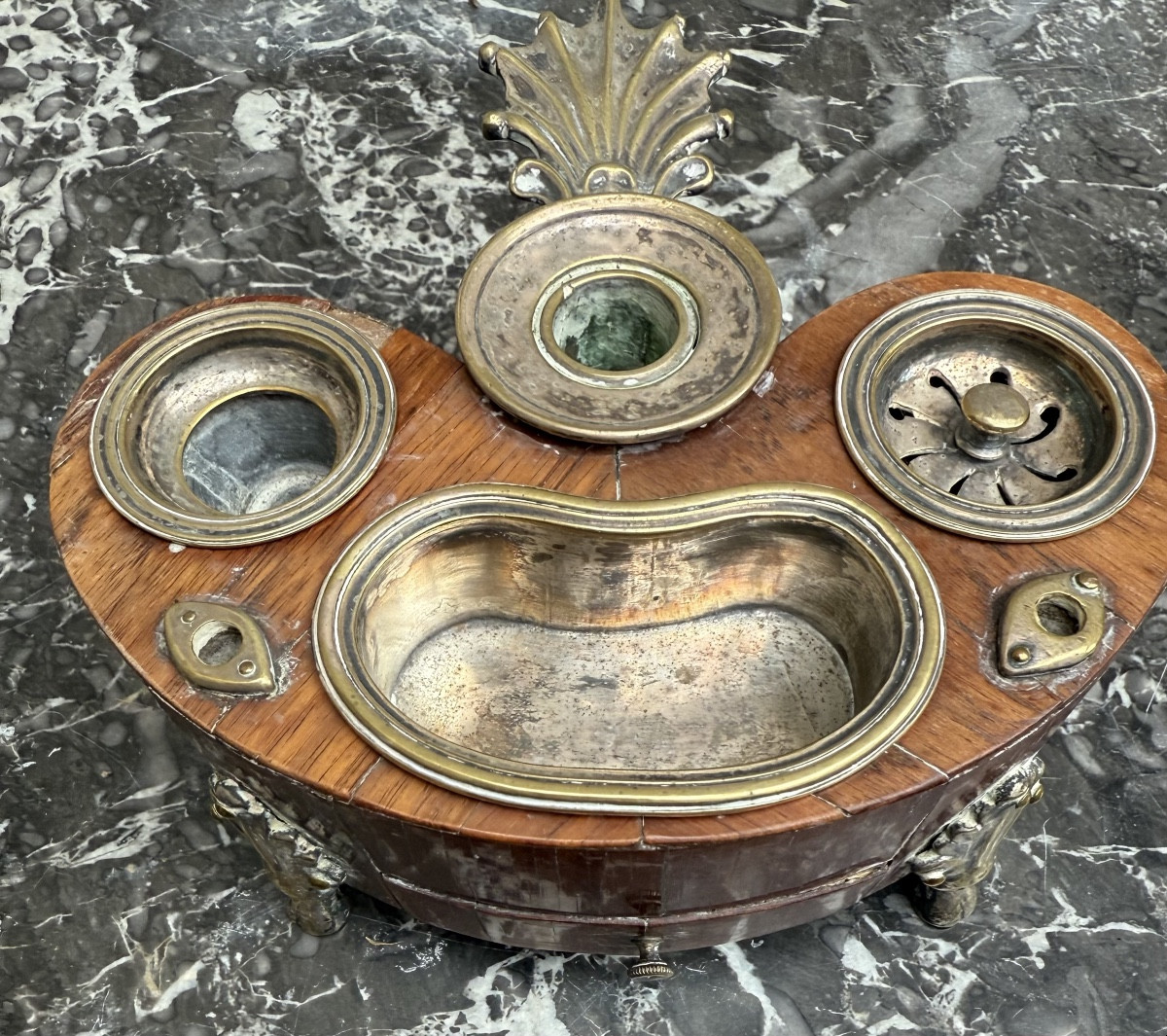 Nécessaire à écrire