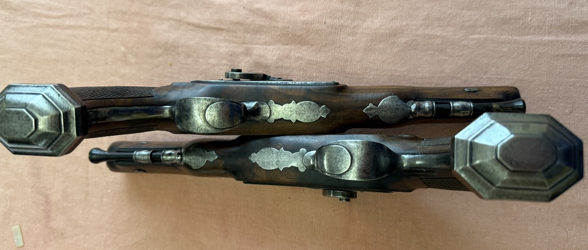 Paire de pistolets à silex -photo-1