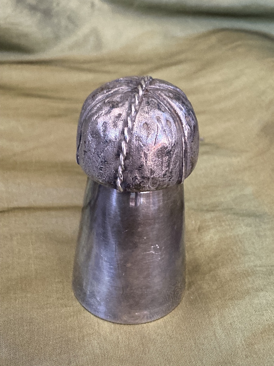 Trompe-l'œil Pepper Mill 