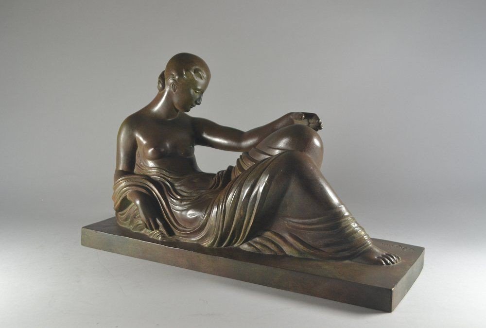 G. Beguin Classic Art Deco Bronze Reclining Lady
