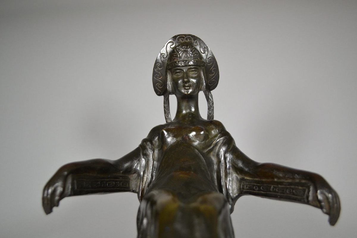Serge Zelikson. Sculpture en bronze. "Sudarushka"-photo-3