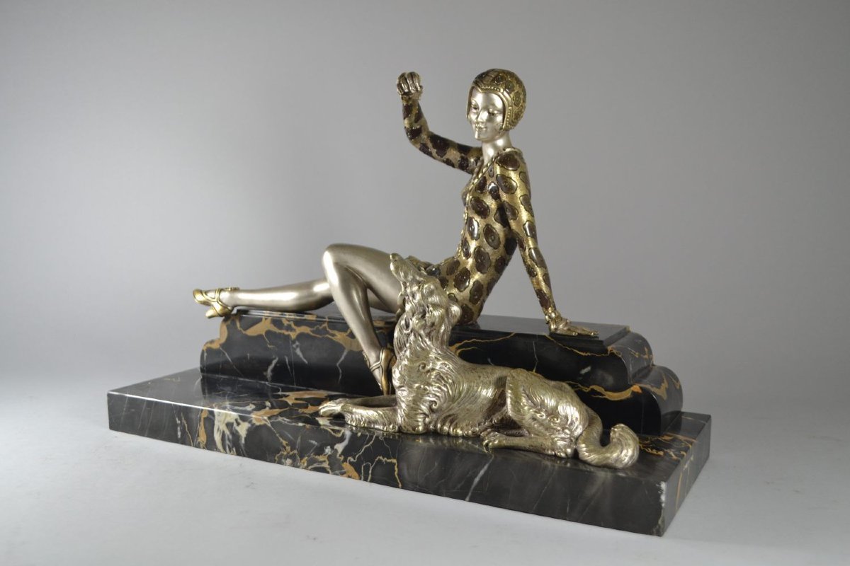 Henri Molins. Groupe art deco en bronze. Elegante au lévrier-photo-2