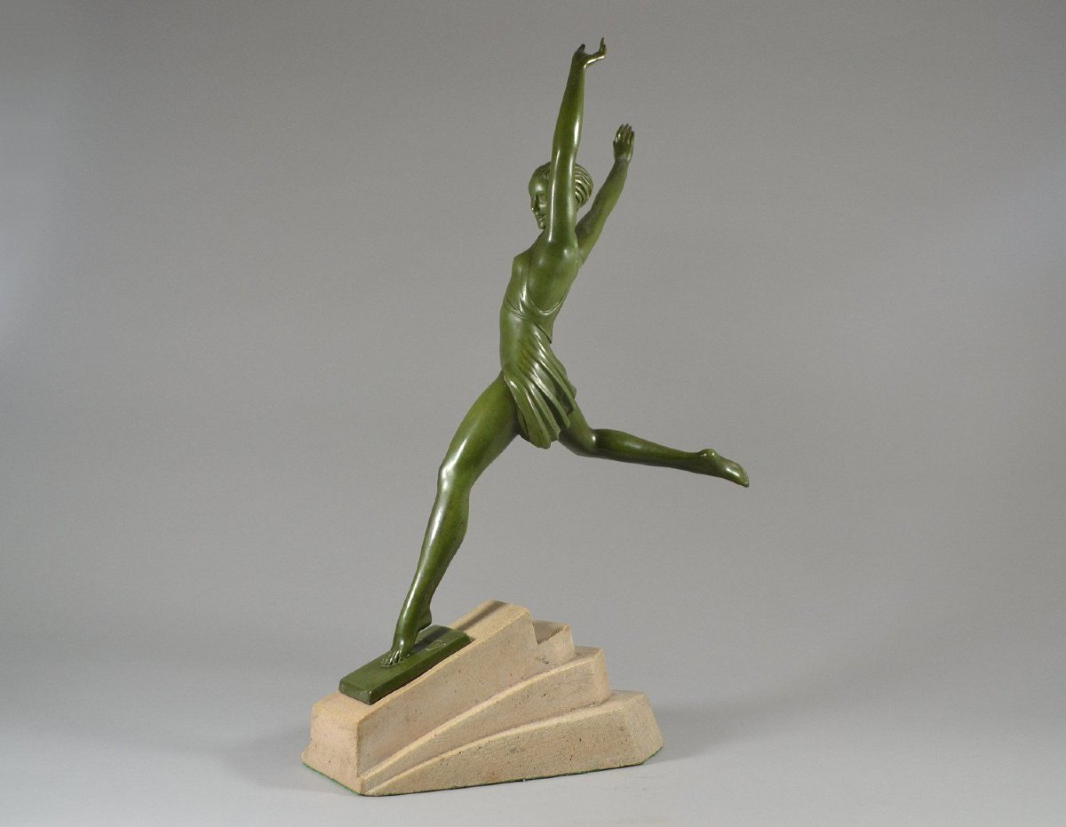 Pierre Le Faguays / Fayral — sculpture art déco Olympe pour Max Le Verrier  -photo-1