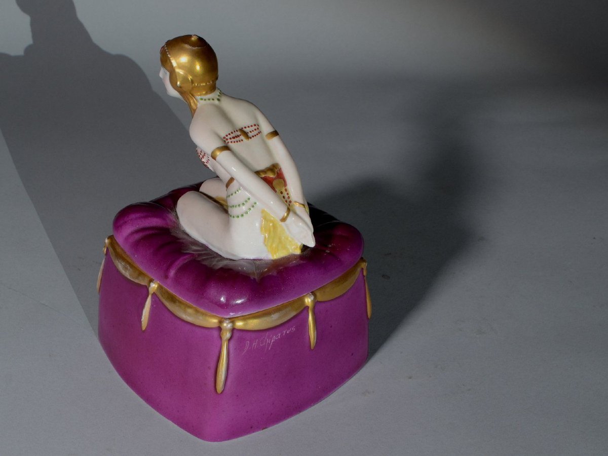 Boîte art déco en porcelaine Dh Chiparus -photo-6