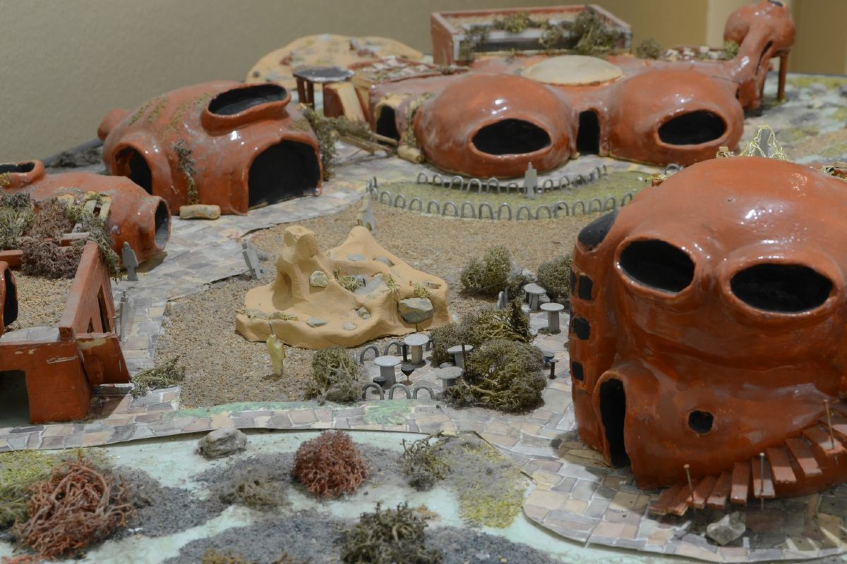 Maquette d'Architecture Organique - Style Maisons-Bulles / Utopie XXe -photo-1