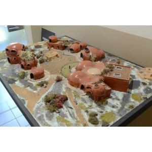 Maquette d'Architecture Organique - Style Maisons-Bulles / Utopie XXe