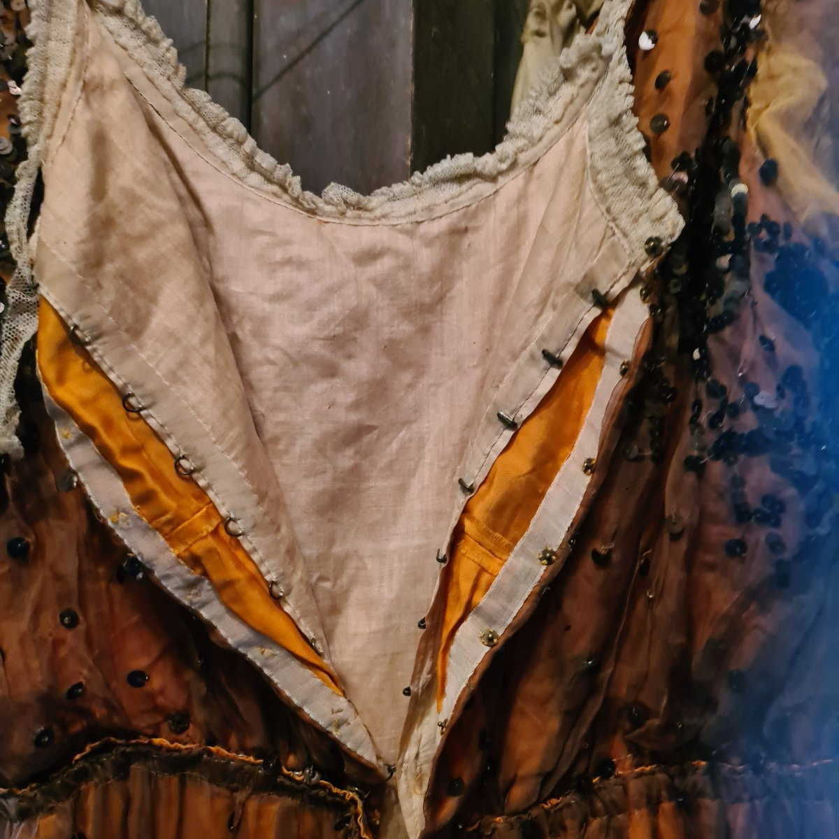 Robe 1910 avec paillettes-photo-1