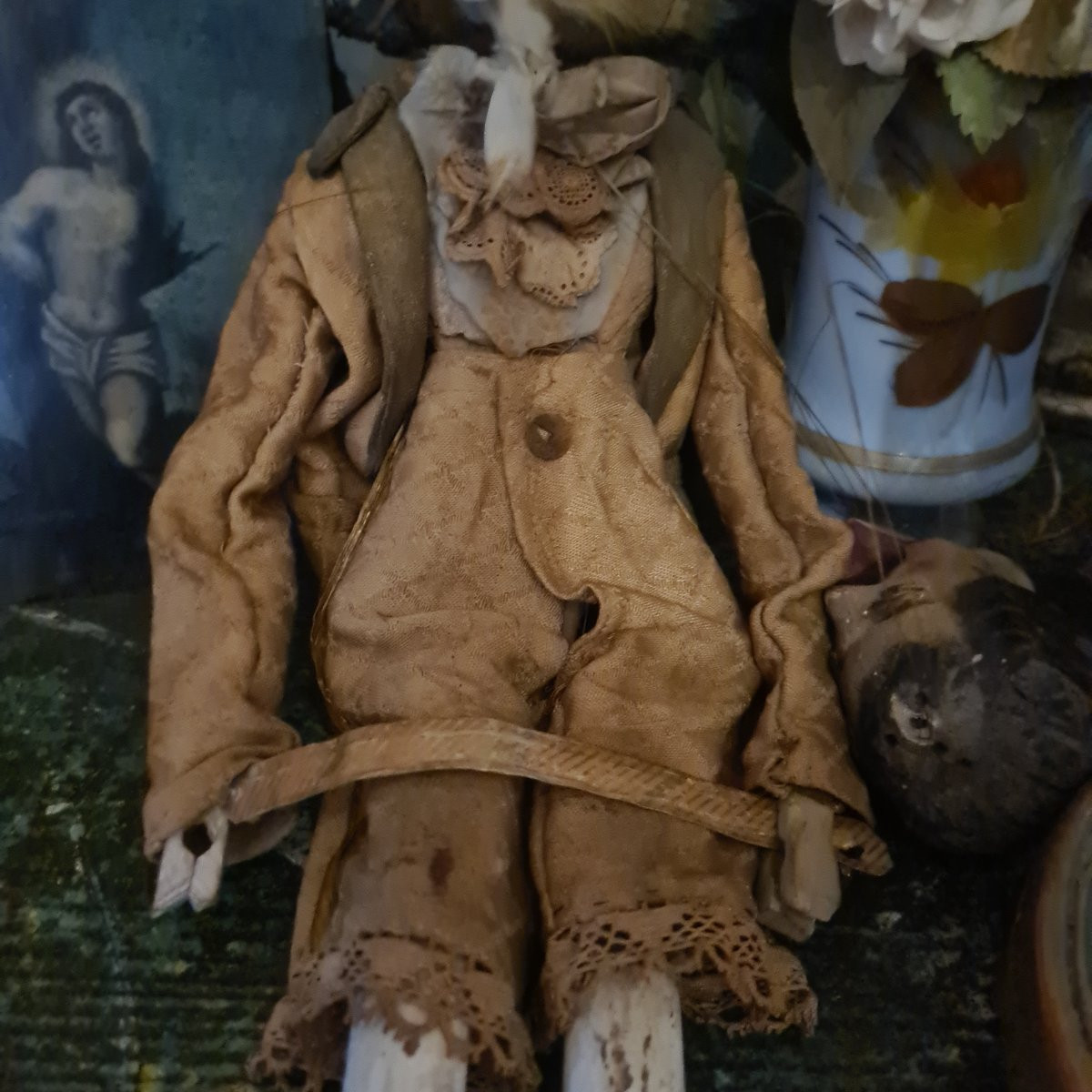 Pair Of Late 19th Century Of Wooden Puppets With Original Clothing-photo-4