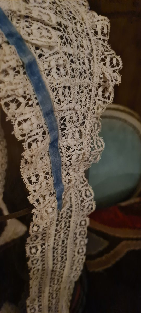 Lace And Ribbon Beard-photo-3