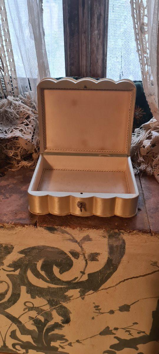 Painted Silk Box-photo-3