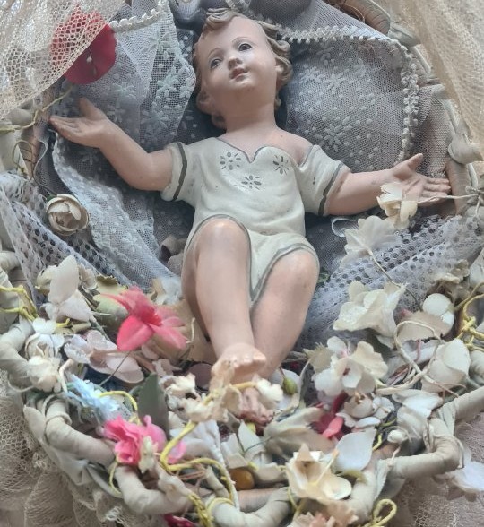 Enfant Jésus dans son berceau-photo-2