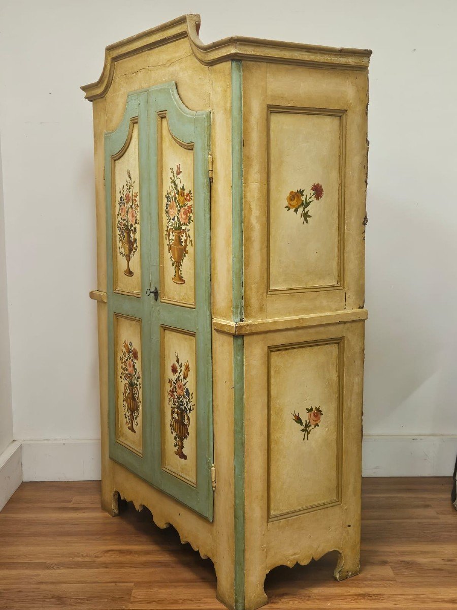 Piedmontese Lacquered Wardrobe - Mid 18th Century-photo-2