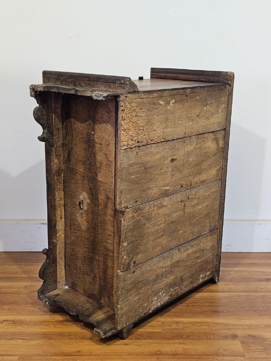 Small Walnut Sideboard - 17th Century-photo-2