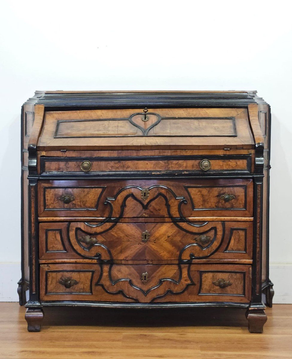 Beautiful Lombard Veneered Flap- 18th Century.-photo-2
