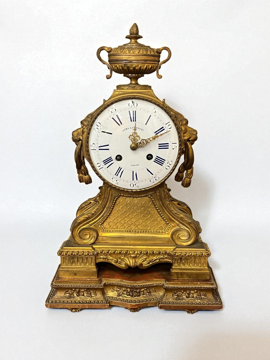 Pendule en bronze doré - Deuxième moitié du XIXᵉ siècle