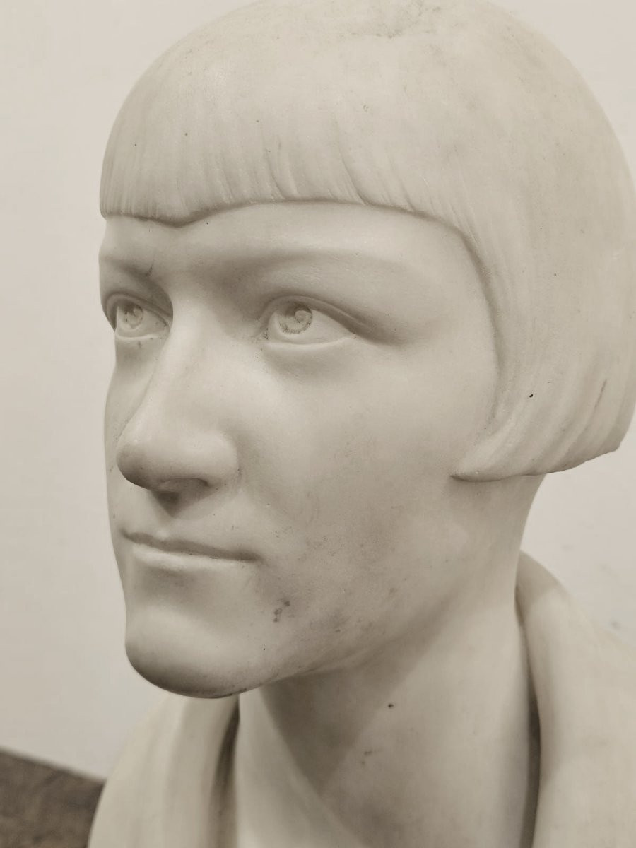 Female Marble Bust – Italy, Period 1920–1930-photo-4