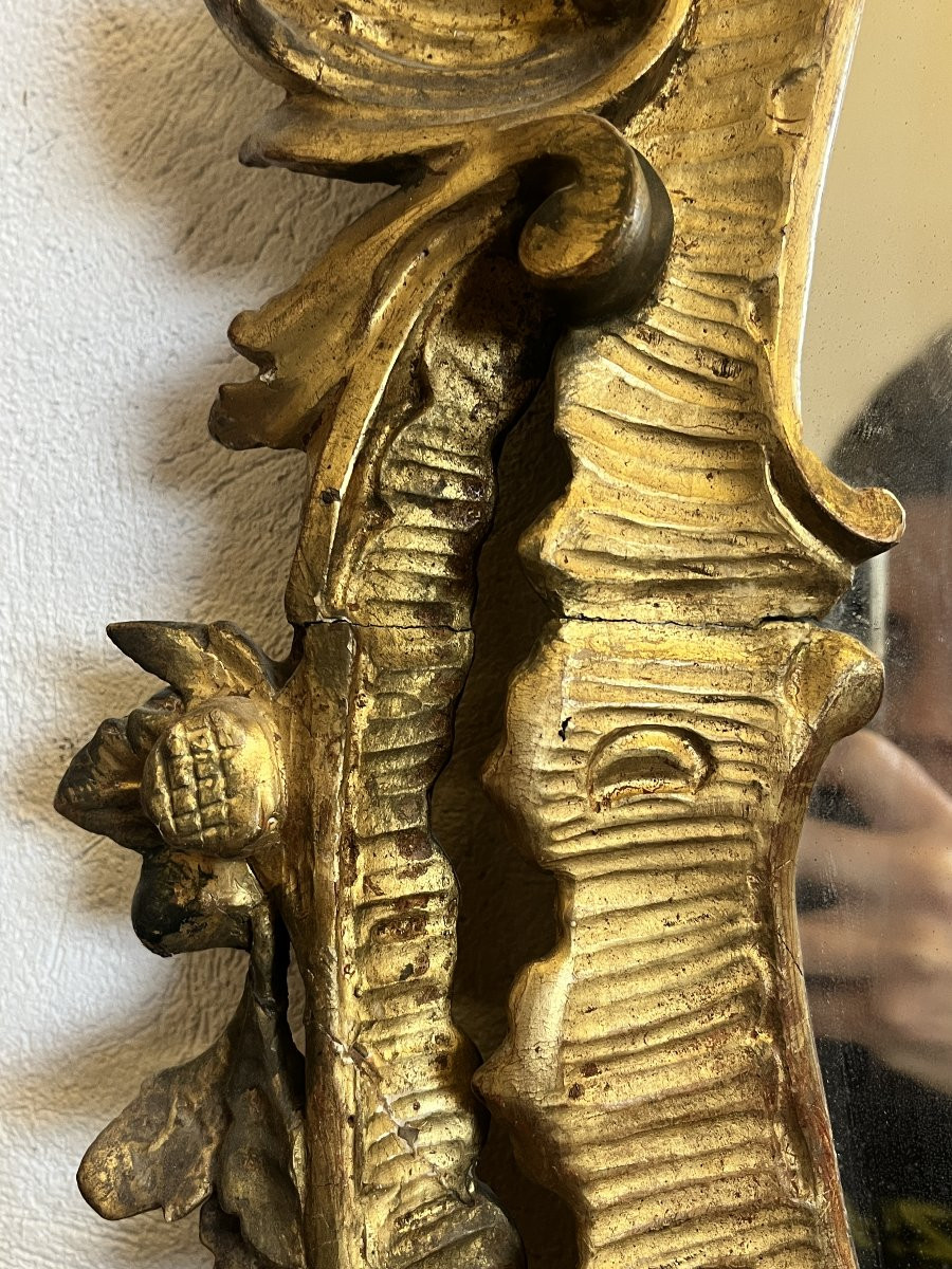 Miroir ovale en bois sculpté et doré à la feuille – XIXe siècle-photo-2