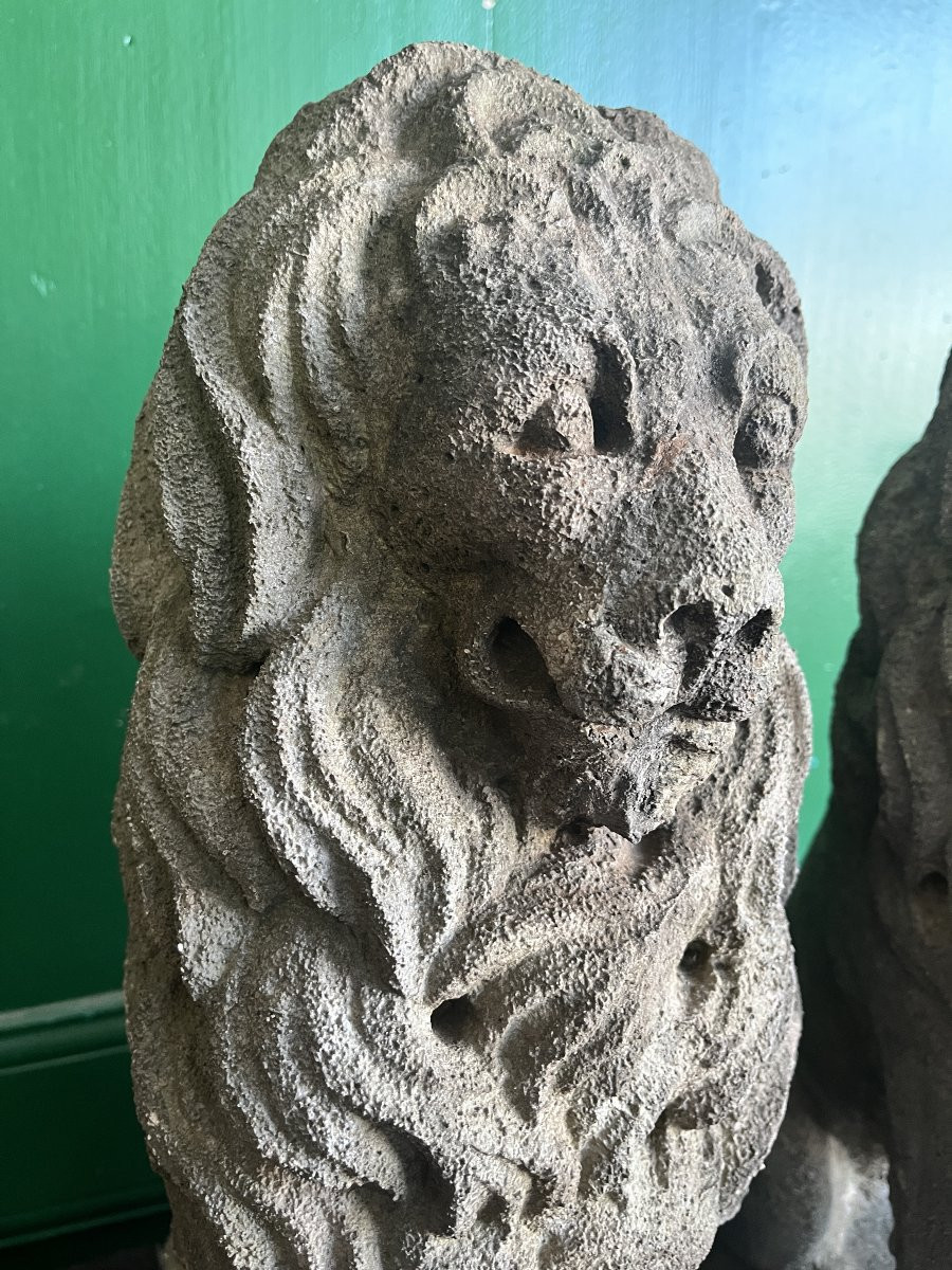 Paire de lions en pierre de grès – Fin du XIXe siècle-photo-4