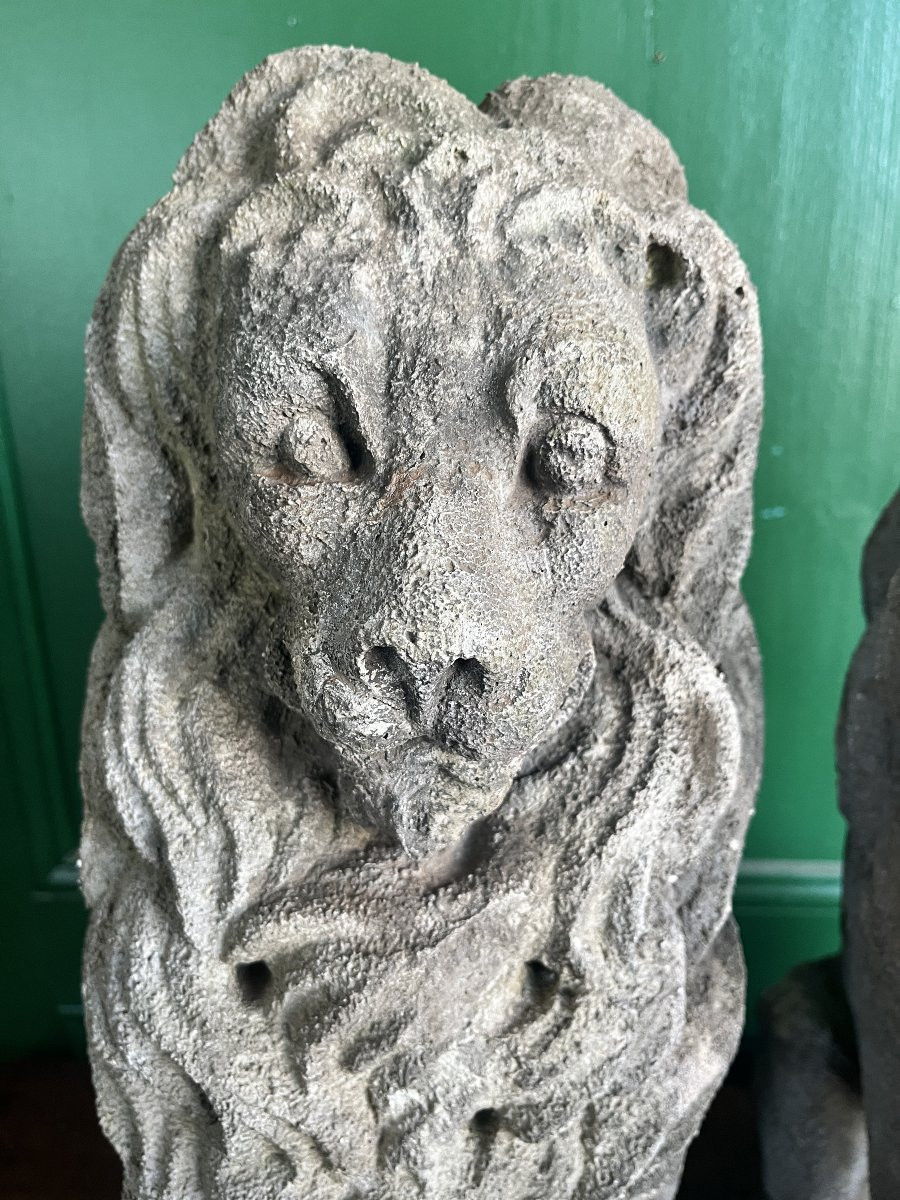 Paire de lions en pierre de grès – Fin du XIXe siècle-photo-3