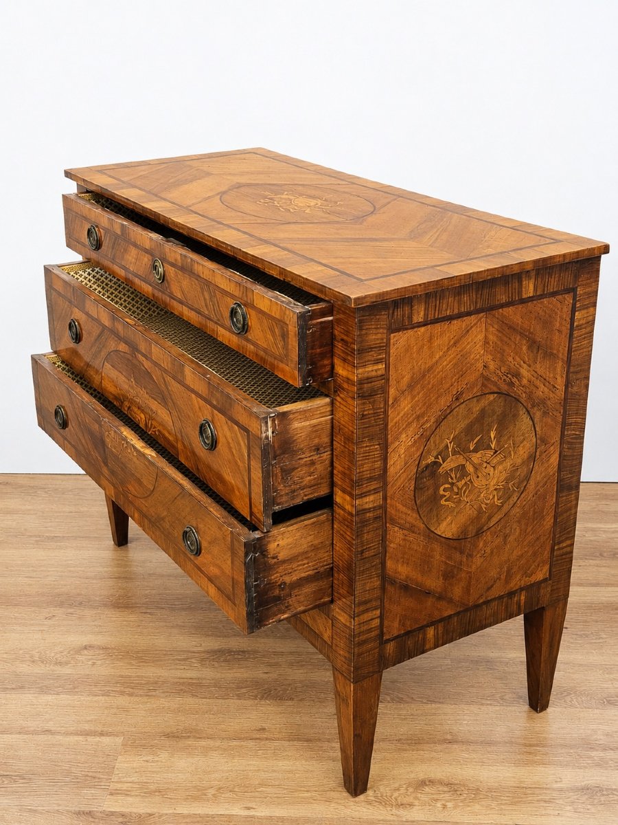 Commode plaquée et marquetée de la fin du XIXe siècle-photo-3