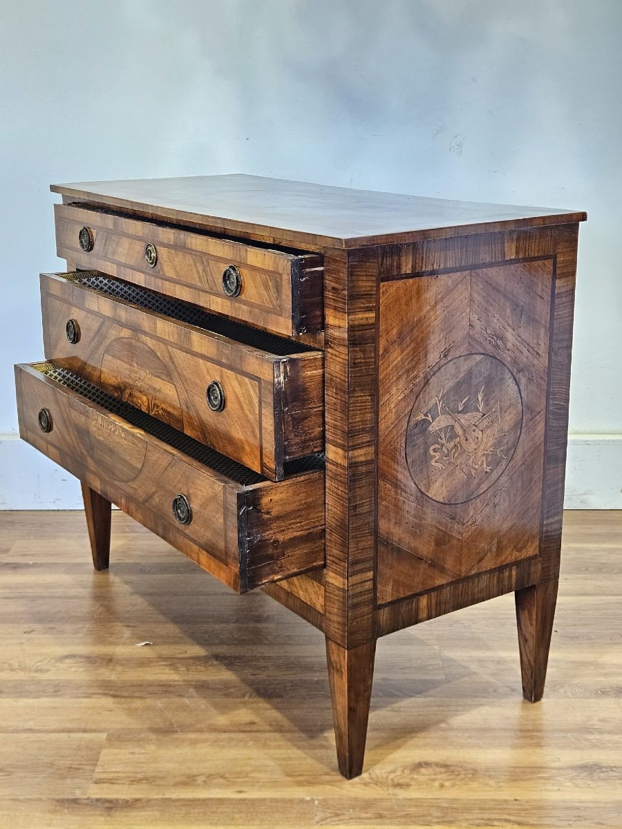 Commode plaquée et marquetée de la fin du XIXe siècle-photo-3