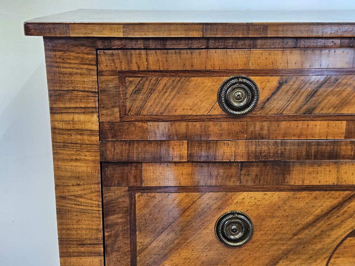 Commode plaquée et marquetée de la fin du XIXe siècle-photo-8