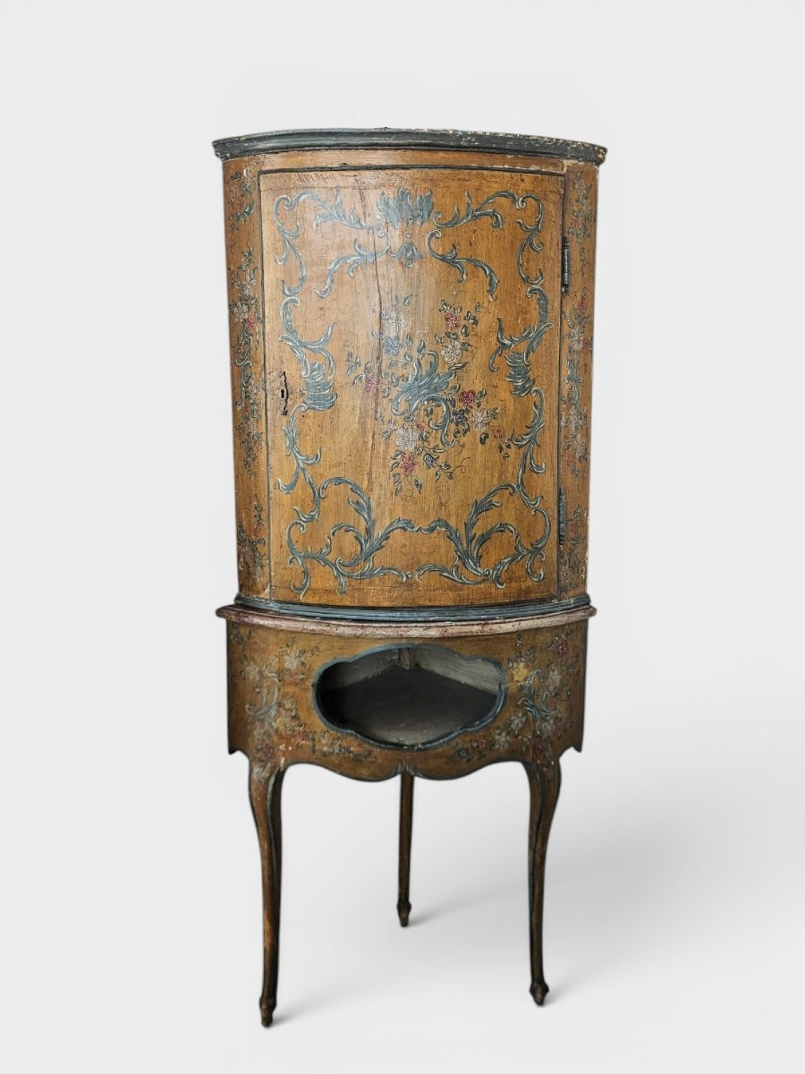 Lacquered And Painted Genoese Louis XV Cantilever Table – Mid-18th Century