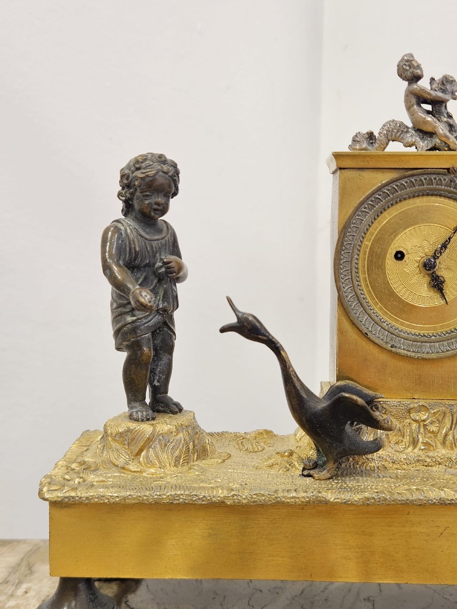 Empire-style Clock In Gilded And Patinated Bronze With A Cherub And A Goose – Early 19th Century-photo-2