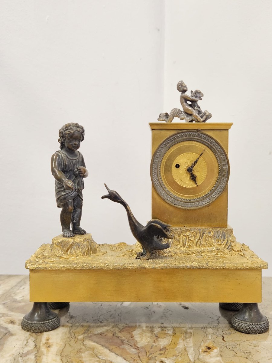 Empire-style Clock In Gilded And Patinated Bronze With A Cherub And A Goose – Early 19th Century-photo-4