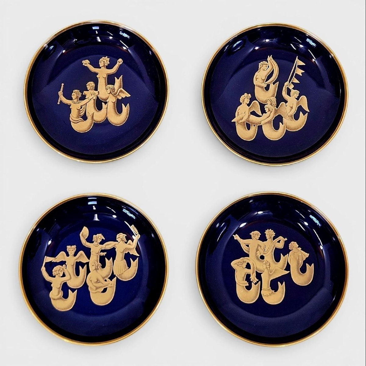 Série de 4 assiettes Richard Ginori – Collection Gio Ponti « Migration des Sirènes »