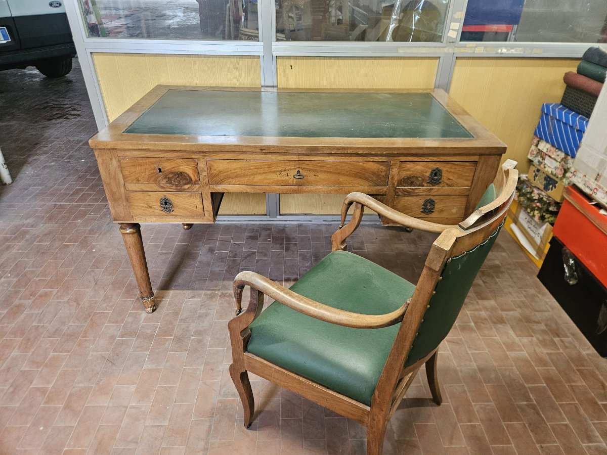 Bureau Empire en noyer de milieu de pièce – Début du XIXe siècle-photo-3