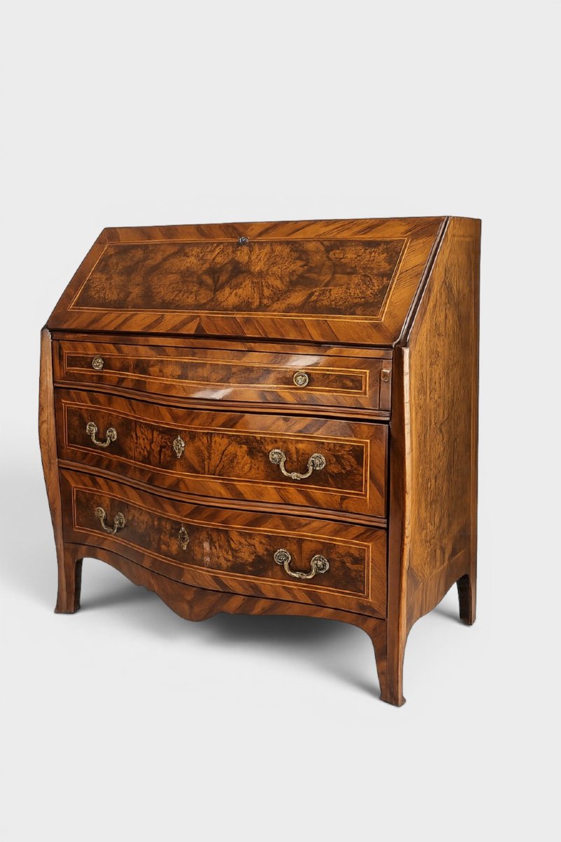 Genovese Louis XV Slatted Side Table – 18th Century