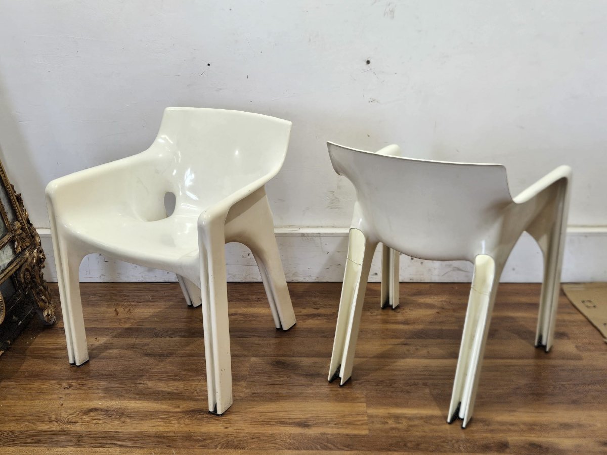 Pair Of "gaudì" Chairs By Vico Magistretti For Artemide – 1970s-photo-1