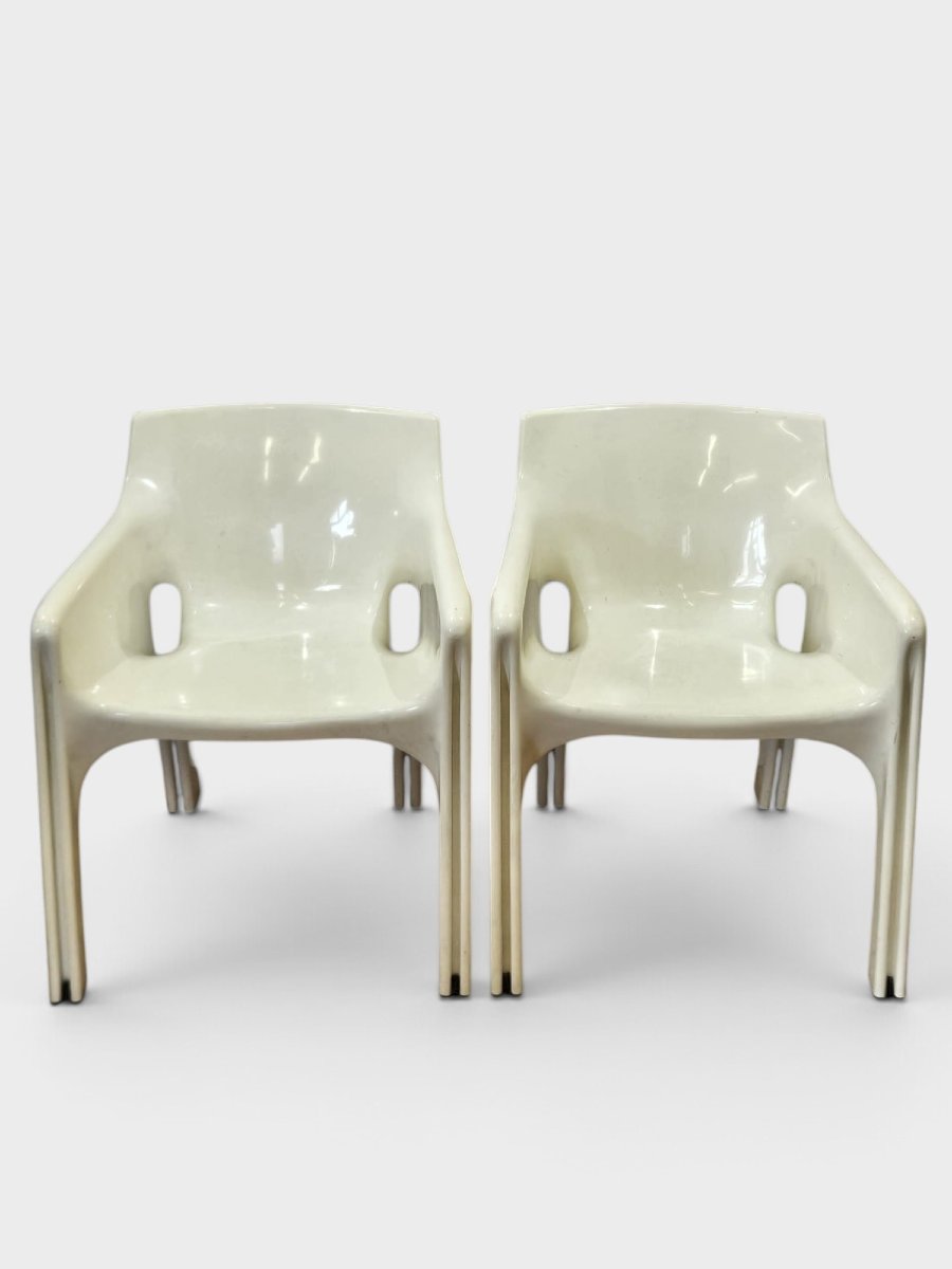 Pair Of "gaudì" Chairs By Vico Magistretti For Artemide – 1970s